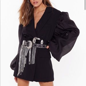 Balloon sleeved blazer dress!